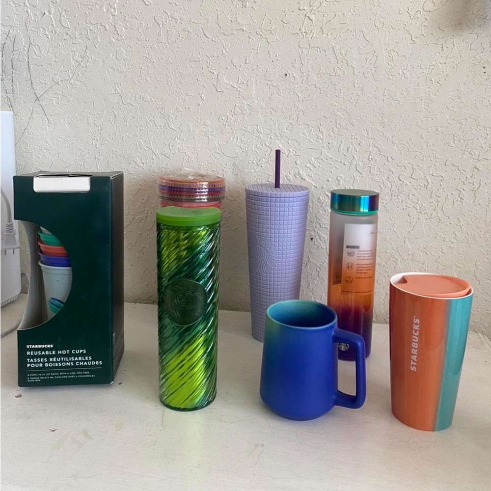 STARBUCKS CUP